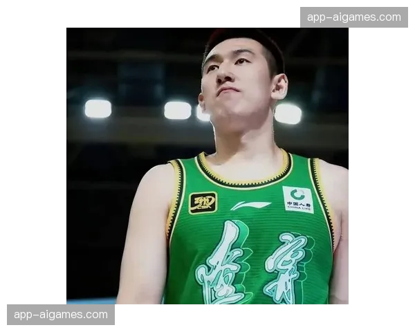 镜头聚焦：山西队射手连续命中高难度三分，个人进攻效率值实时飙升